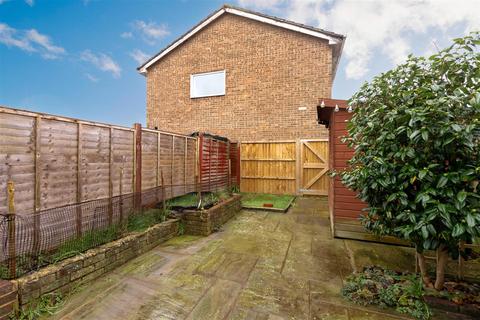 3 bedroom terraced house for sale, Coleridge Crescent, Goring