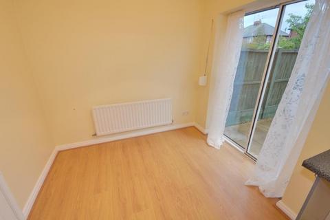 2 bedroom terraced house for sale, Tennyson Way, Pontefract