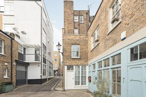 2 bedroom terraced house for sale, Montagu Mews North, Marylebone, W1H.