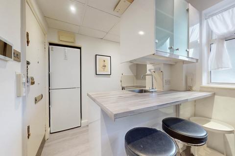 1 bedroom apartment for sale, Viceroy Court, Prince Albert Road, St John's Wood, London, NW8