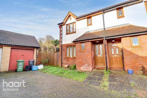 3 bedroom semi-detached house for sale, Mountview Close, Basildon