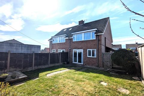 3 bedroom semi-detached house for sale, Chiltern Close, Bristol