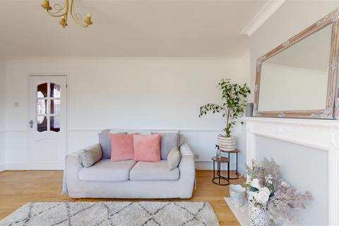 3 bedroom semi-detached house for sale, Chiltern Close, Bristol