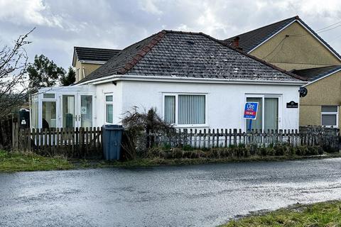 2 bedroom detached bungalow for sale, Onllwyn Road, Coelbren, Neath.