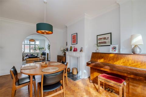 4 bedroom terraced house for sale, Broxholm Road, London SE27