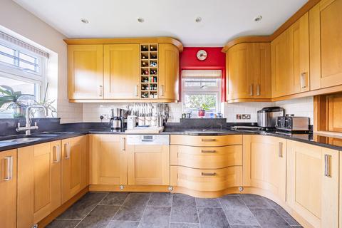 4 bedroom detached house for sale, Salisbury Road, Romsey SO51