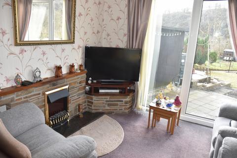 3 bedroom semi-detached house to rent, 4 Bro Gwen, Pencader