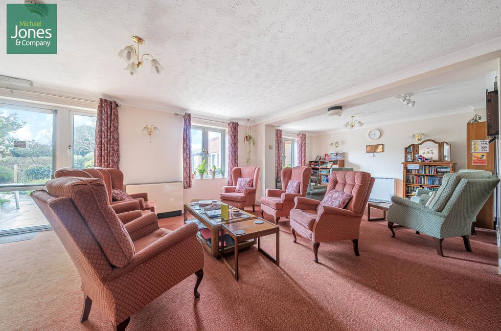 Communal Lounge