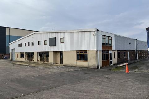 Industrial unit to rent, Premises at Plantation Road, Newstead Industrial Trading Estate, Stoke-on-Trent, ST4 8HX