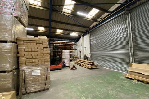 Industrial unit to rent, Premises at Plantation Road, Newstead Industrial Trading Estate, Stoke-on-Trent, ST4 8HX