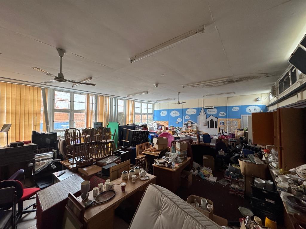 General view of one of the rooms 2