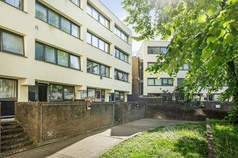 3 bedroom apartment to rent, Malden Crescent Camden NW1