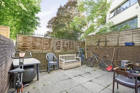 3 bedroom apartment to rent, Malden Crescent Camden NW1