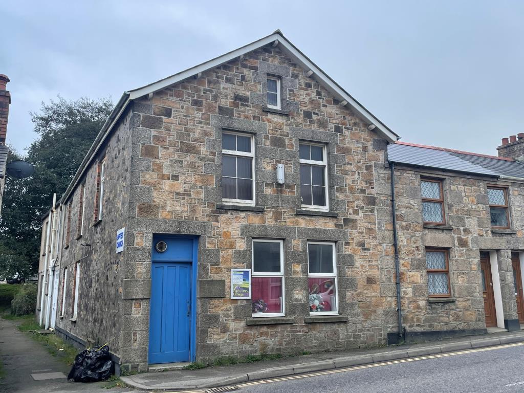 External photograph of Lot including front and sid