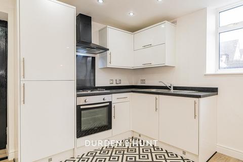 undefined, High Road, Woodford Green, IG8