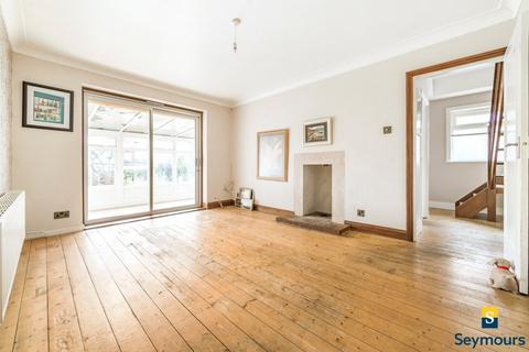 67 Brocks Drive, Fairlands, Guildford, GU3 3NQ