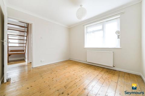 67 Brocks Drive, Fairlands, Guildford, GU3 3NQ