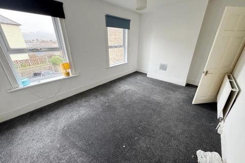 3 bedroom end of terrace house for sale, 97 South Road, Dover, Kent