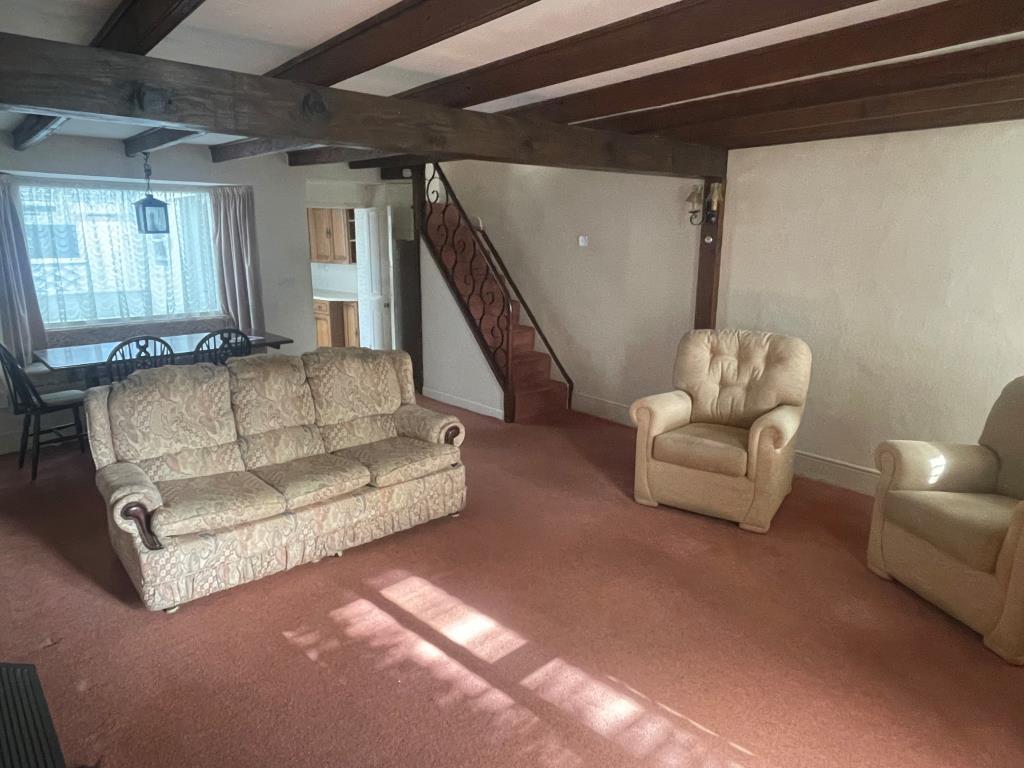 Living/dining room