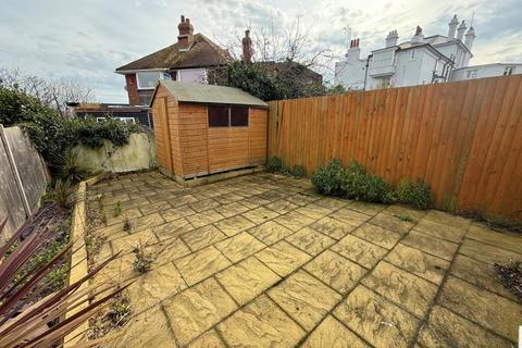 32 Belmont Road, Broadstairs, CT10 1LA