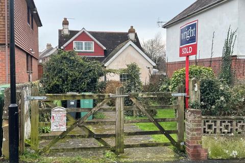 3 bedroom detached house for sale, 1 Alresford Road, Shanklin, Isle Of Wight