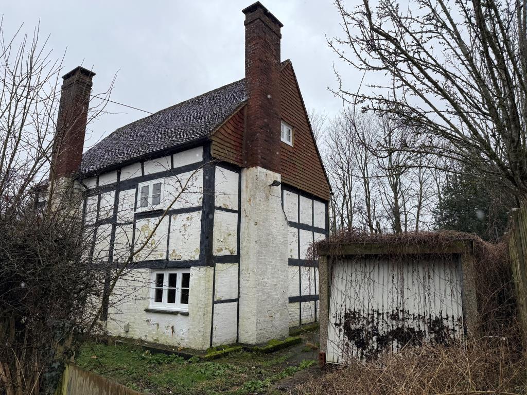 Front of Property with garage