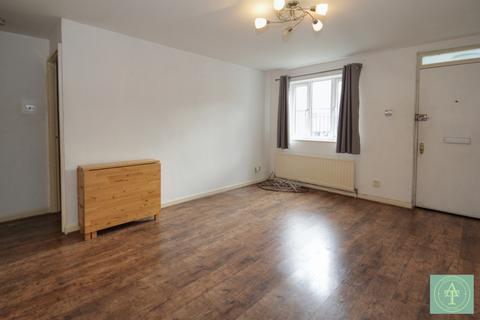 2 Haynes Close, London, N11 1HH