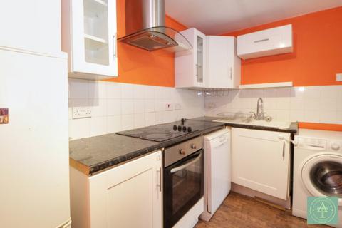 2 Haynes Close, London, N11 1HH