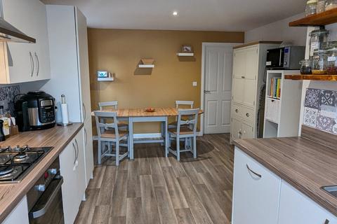 3 bedroom semi-detached house for sale, Feltham Close, Wells, BA5