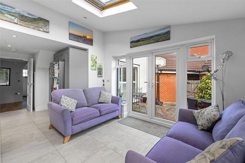 10 Sheldrick Link, Springfield, Chelmsford, CM2 6GJ