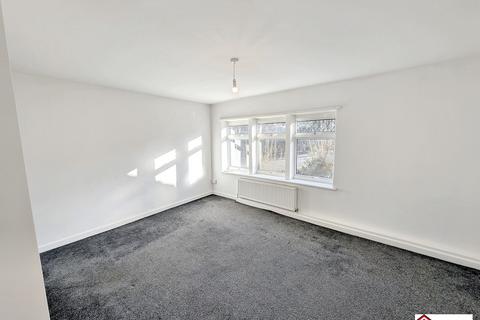 2 bedroom flat for sale, Meadow Road, Neath, Neath Port Talbot. SA11 2AB