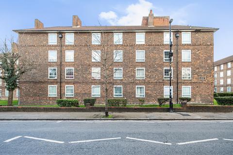 3 bedroom apartment for sale, St. Norbert Road, London