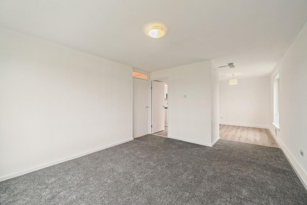 Lounge/ Dining Area