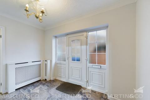 3 Manor Close, Norton, Doncaster, DN6 9DJ
