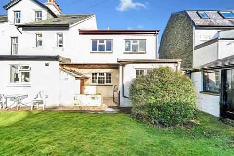 3 bedroom end of terrace house for sale, 6 Leonard Street, Keswick, Cumbria CA12 4EJ