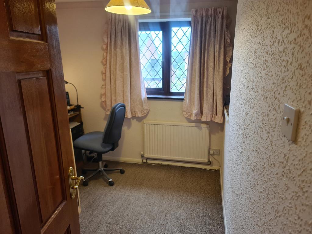 Bedroom 4/Office