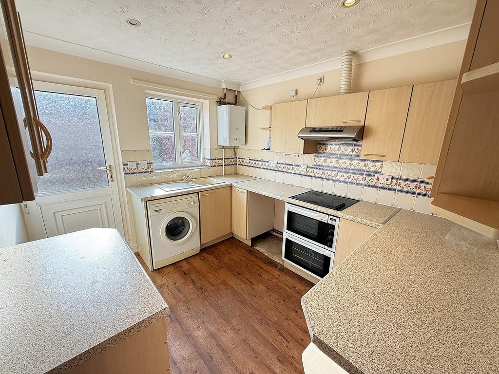 Kitchen 1