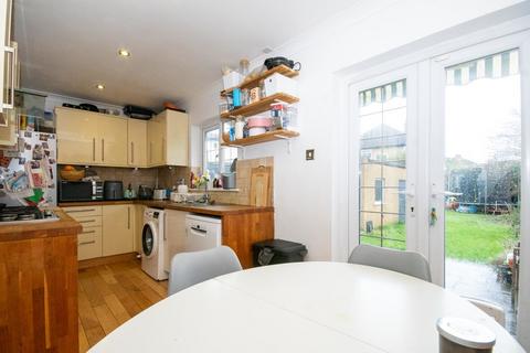 3 bedroom semi-detached house for sale, Parkfield Crescent, Ruislip HA4