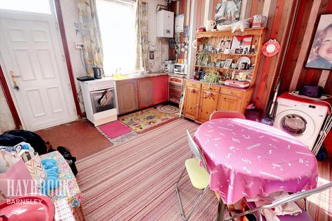 2 bedroom end of terrace house for sale, Frederick Street, Wombwell