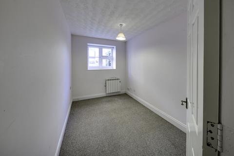 2 bedroom ground floor flat to rent, Cobbold Road, Suffolk IP11