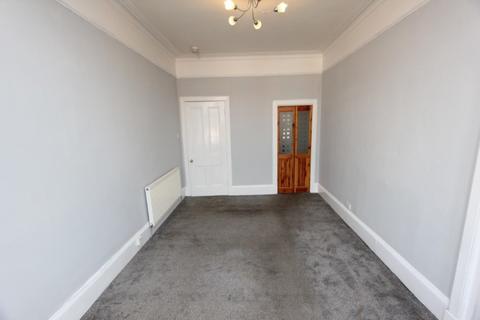 1 bedroom apartment to rent, Clarkston Road, Muirend G44