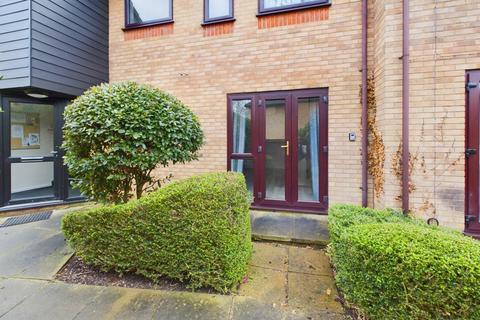 2 bedroom apartment for sale, Mermaid Close, Bury St Edmunds IP32