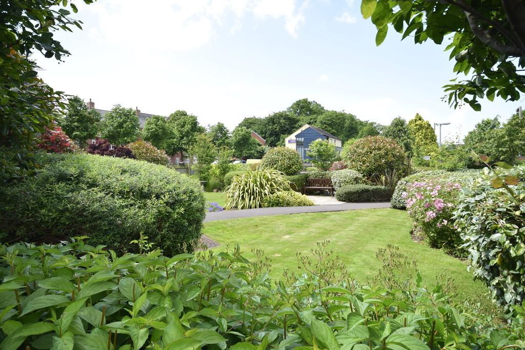 Communal gardens