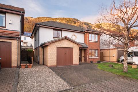 4 bedroom detached house to rent, Clifford Park, Menstrie FK11