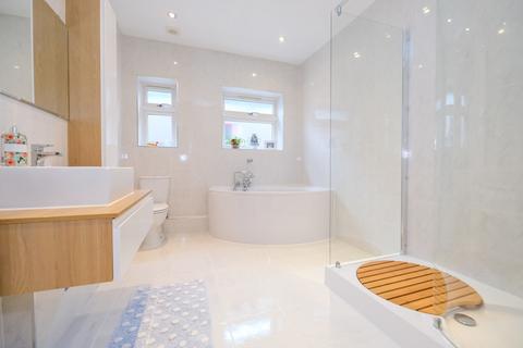 166 Poverest Road, Petts Wood, Orpington, BR5 1GU