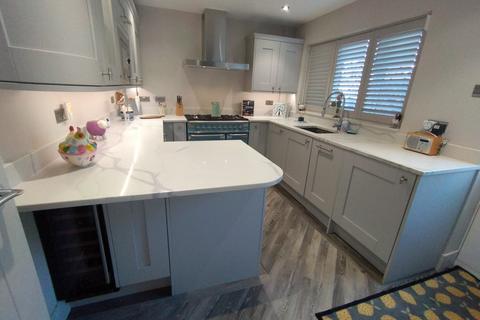 2 bedroom detached house for sale, Boat Horse Road, Kidsgrove, Stoke-on-Trent