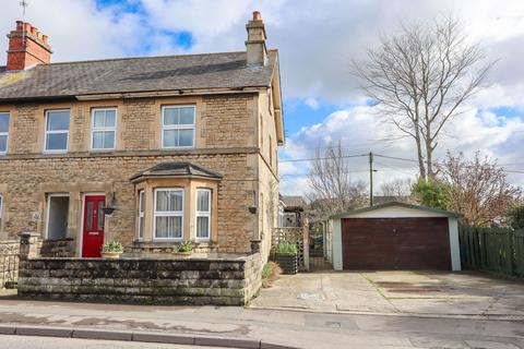 3 bedroom end of terrace house for sale, Oxford Road, Calne SN11