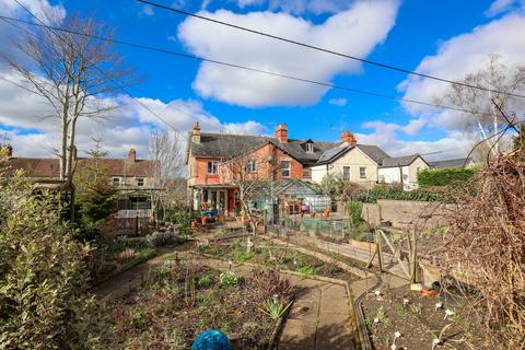 3 bedroom end of terrace house for sale, Oxford Road, Calne SN11