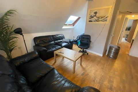 6 bedroom house to rent, Derby Road, Nottingham NG7