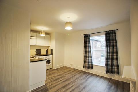 2 bedroom apartment to rent, Chester Street, Chester CH4